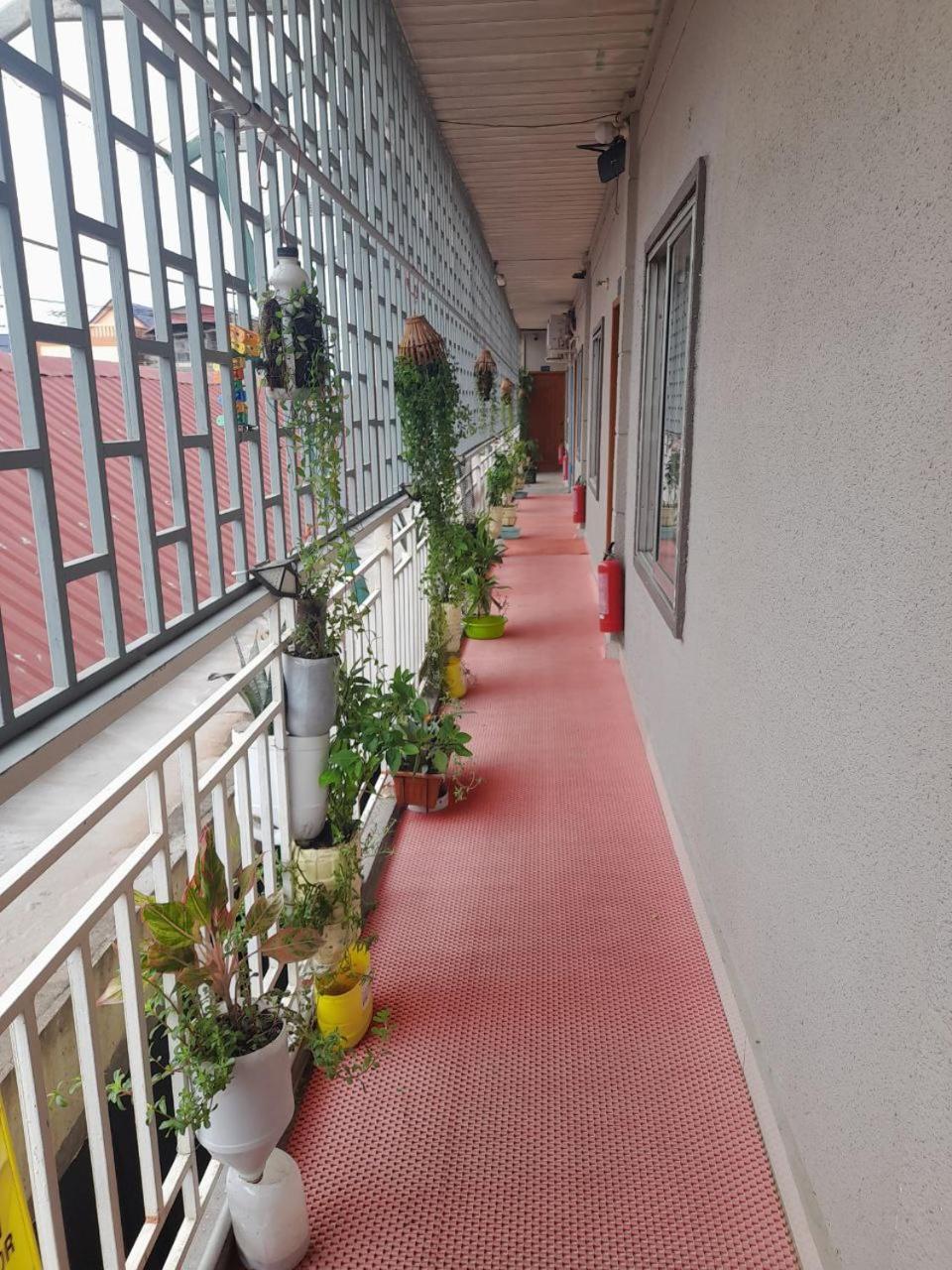 Naraya Guesthouse Phnom Penh Exterior photo